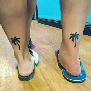 Matching palm tree tattoos #couplestattoos #palmtree #SouthBeach