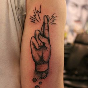 Fingers Crossed by Mikey Alvarado at Evil and Love, NYC #fingerscrossed #nyc #hand #stipling #planets