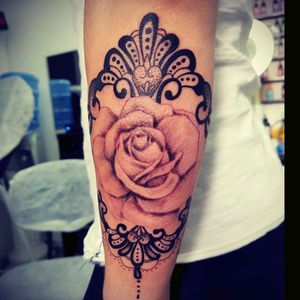 Rose tattoo!!