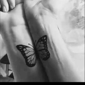 Mother-daughter half-piece butterfly tattoo. #motherdaughter #motherdaughtertattoo #halftattoo #butterfly #butterflytattoo