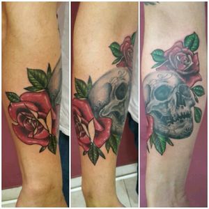 Calavera con rosas tradi realistas!! Todo en una sesion de 4 horas#tattoo  #tatuaje #tattooskull  #skullandroses #realistic #tradicional #fullcolortattoo #fullcolor
