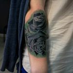 #yanox #yanoxtattoo #tattoorealism #roses #tattoolviv