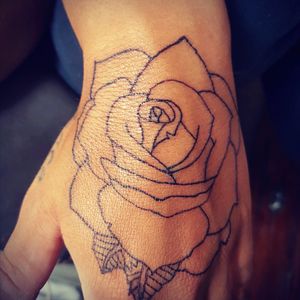 Beginning of a nice rose #boyfriend #hand #rosetattoo #tattoo #nice
