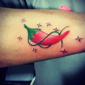 Tatuagem Feita por Renan Tattoo Studio Taquaritinga-sp#Pimenta #colorful #watercolor