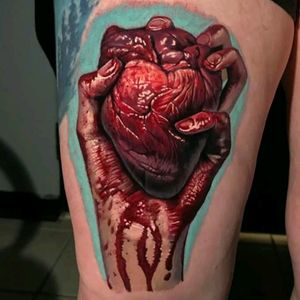 Evan Olin#tattoodo #TattoodoApp #tattoodoBR #tatuagem #tattoo #coração #heart #realismo #realism #sangue #blood #EvanOlin