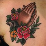Praying hands by Becca Genne-Bacon #beccagennebacon #prayinghands #AmericanTraditional #handofglorytattoo