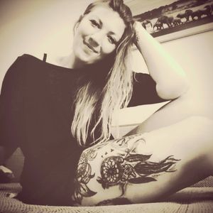 Meine neuste Errungenschaft 🖤#dreamcatcher #tattoo #tattoolove #ink #inkedgirl #art #sundaymood ✌️