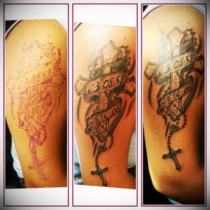 #kreutz #rosenkranz #perlen #tattoo #tattoos #tattooedmann #followme #follower #follow #followforfollow #blackgrey #artist #dreamtattoo #mindblowing #mone1971 #tattoo #faith #love #hope #mindblowing #mone1971 #arm #italien #familie