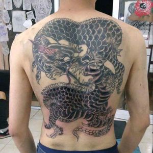 Dragón en proceso. #tattoo #dragon #drawing #ryu #backpiece #backtattoo #blackwork #japanese #japanesetattoo #blackdragon #inprogress #workinprogress workinprogress