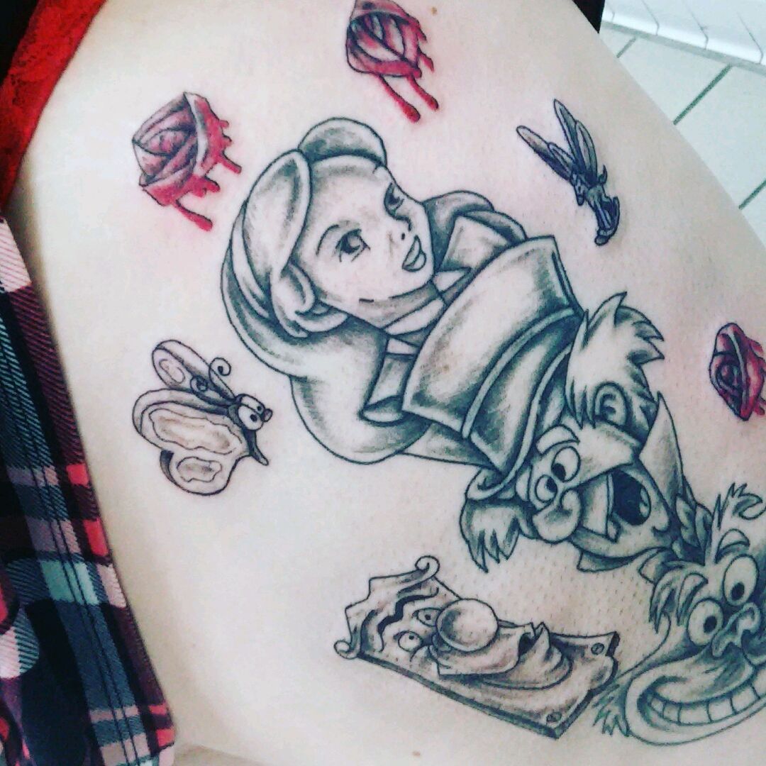 Tattoo Uploaded By Danni Nellums I M Addicted To Alice In Wonderland Absolem Is Next 4069 Tattoodo