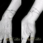 Tatouage avant bras poignet femme, tatou bracelet perles par Lys Tattoo votre tatoueur à Gradignan proche de Bordeaux, Merignac, Pessac, Villenave D'Ornon et Bassin d'Arcachon en Gironde nouvelle Aquitaine