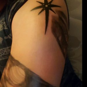Got this #shooting #star tattoo with a bit of the universe inside of the star streak when i was younger, looking for ideas to add on to this tattoo or cover up since it's gotten much shaded current day. Looking to turn this into a #half #sleeve