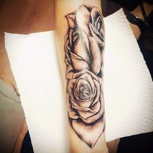 Only just the beginning #roses #tattoos #arm #5thone