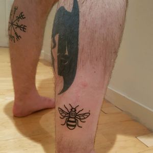 Manchester Bee tattoo done at Flesh Tattoo in Manchester, UK.#manchester #bee #manchesterbee #manchestertattooappeal #ink #black #blackink #calf #leg #legtattoo #lowerlegtattoo
