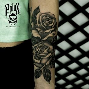 www.poluxdi.com Roses tattoo Felipe Rios A Pereira Colombia