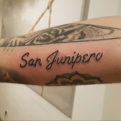 Tattoo Uploaded By Andres Vella Sanjunipero Blackmirror Amateur Learning Simple Lettering Forearmtattoo Tattoodo