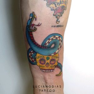 #traditional #snake with #sugarskull tattoo made by me at the Black Box Studio.