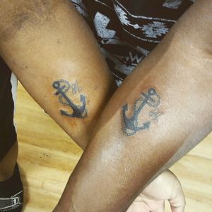 Friends with matching #anchor #anchors #anchortattoo #anchortattoos #smalltattoo  #smalltattoos #TraditionalArtist