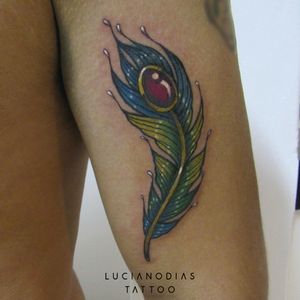 #neotraditional #peacockfeather tattoo made by me at the Black Box Studio.