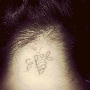 Tattoo bee#timtattoo#bee#debora