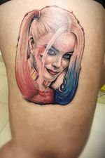 First session thème suicide squad colors by Thedoud #harleyquinn #harleyquinntattoo #suicidesquad #suicidesquadtattoo #harleyquinntattoos #thedoud#colortattoos #realistictattoo #tattoo #inkedgirls #girlinked #