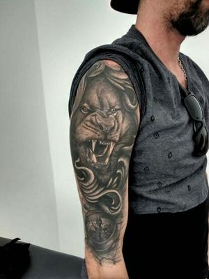 Tatuagem cicatrizada / Healed #lion #angrylion #tattooart #tattoobrazil #tattoo #tatuagemrealista #tatuagem #santoscity #santos #sp #brasil 