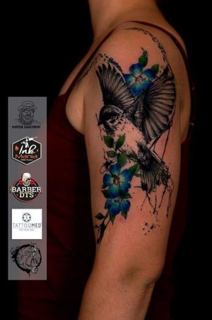 Misterelectrum Jeroen - Guest Artist @mister-electrum #tat #tatt #tattoo #tattooart #tattooartist #color #colortattoo #flowertattoo #birdtattoo #ink #inked #inkedup #inklife #inklovers #art #armtattoo 
