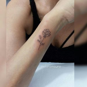 Instagram @maiaramouratattoo#tattoos #rose #rosa #rosas #tattoodelicada #tattooing #TatuadorasDoBrasil #tatuadorasbrasileiras 