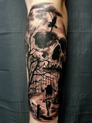 Spooky skullage tattooed by @phoenix_blaze #tattoo #spooky #skulltattoo #skull #skulls #haunting #nightmare #strange #blackwork #blackandgray #trees