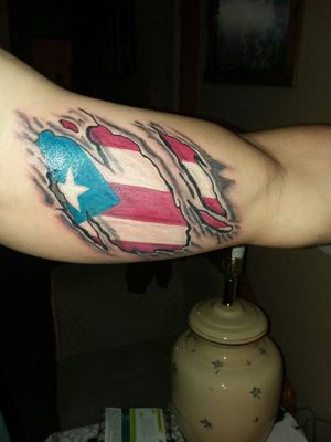 #PuertoRico #Boricua #Flag #Underskin #Tattoo #FlagTattoo  #Colors #Star #Blue #Red #White #Black Puerto Rico 