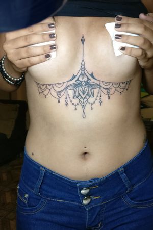 Tattoo Under  boobs... dots and lines