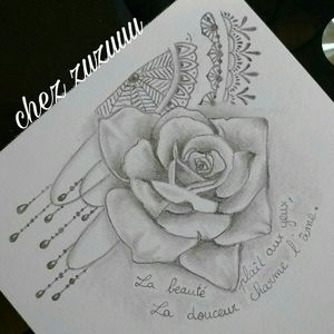 Je ne peux plus m'arrêter de dessiner !! Passion jusqu'au bout ;) Ce projet es disponible !! #roses #mandala #perles #phrasephilosophique #ink #tattoo #nofilters #projetdiso #marseille #passiondudessin 
