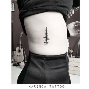 🌲Instagram: @karincatattoo #tree #tattoo #tattoos #tattoodesign #tattooartist #tattooer #tattoostudio #tattoolove #tattooart #ink #inkedup #inkedgirls #dövme #istanbul #turkey #line