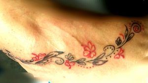 #fuss #food #frau #inkgirl #inked #tattooedwoman #love#tattoos #follower#follow #familie #cheyenehawk #eternal #dreamtattoo #mindblowing #mone1971 #follower #blackgrey #schrift #blackandgrey #tattoo #tattoos #tattooedgirl 