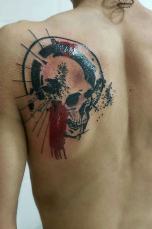 Originais exclusivos !Bora tattoar!@hamahamatattoovilavelha#tattoo #tattoos #trashpolka #trashskull #tat #besttattoo #moderntattoo #letattoo #minitattoo #flashtattoo #skull #skulltattoo