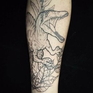 First session#dinosaurtattoo #spinosaurus #coveruptattoo #inprogresstattoo #dinosaur #tattoobrazil #brazilianartist #tattoo #ink #art #inked #tattoo2me #tattoos 