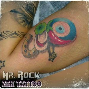 Zen Tattoo - Aline Riscado amuletos da sorte. #alineriscado #homenagem #sorte #amuletos #verao #zentattoo #mrrock #oblogdozen #tattoo #tatuagem #tatuaje #tatouaje #tattuaggio #ink #instattoo #inklovers #inklife #taquaritinga #taqua