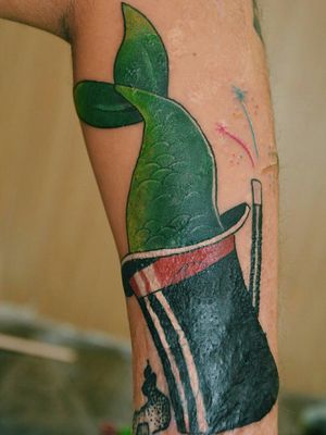 Tattoo on burn + coverup 🎩 #tattoo #tattooed #tattooer #tattooartist #art #cylinder #waternymph #oldschooltattoo #oldschool #trick #tattoosochi #sochi #tattooer #coverup