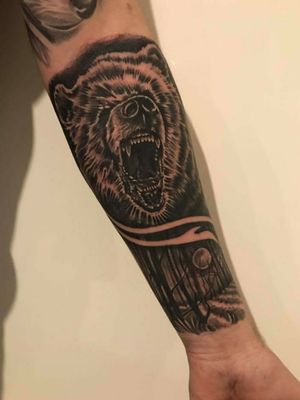 Bear Forest Black and Grey Forearm