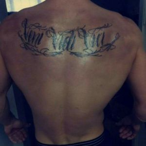 veni vidi vici tattoo shoulder