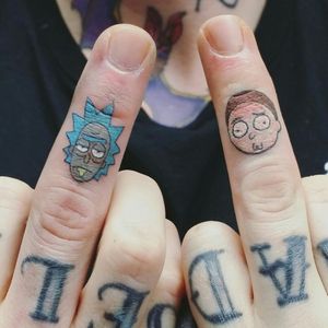Rick and Morty Knuckle tattoos! #rickandmortytattoo #rickandmorty #rick #mortytattoo #ricktattoo #cartoontattoo #funtattoo