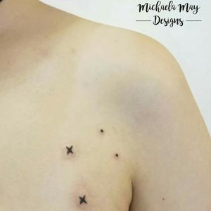 I did these cute tattoos on the wonderful Devon!! Two star constellations The Southern Cross, and The Big Dipper :) Thank you! 