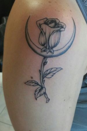 Rose and moon tattoo#tattoo #blackandgrey #custom #customtattoo #Sacredskinstudios