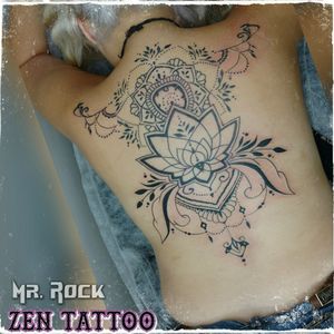 Zen Tattoo - Floral.#floral #tatuagensfemininas #tattoo #tatuagem #tatuaje #tatouage #tatuaggio #taquaritinga #taqua #inklovers #inklife #tattoolife #tattoolovers #instattoo #zentattoo #oblogdozen #mrrock #tattoodo 