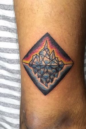 • iceberg •#geometry #geometrictattoo #geometric #tattoo #tattooart #tattooapprentice #tattoos