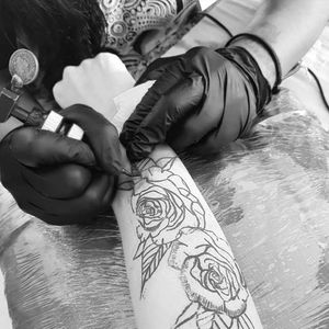 #tattoodo #tattooart #tattooapprentice #tatoooftheday #tattooartist #roses #RoseTattoos 