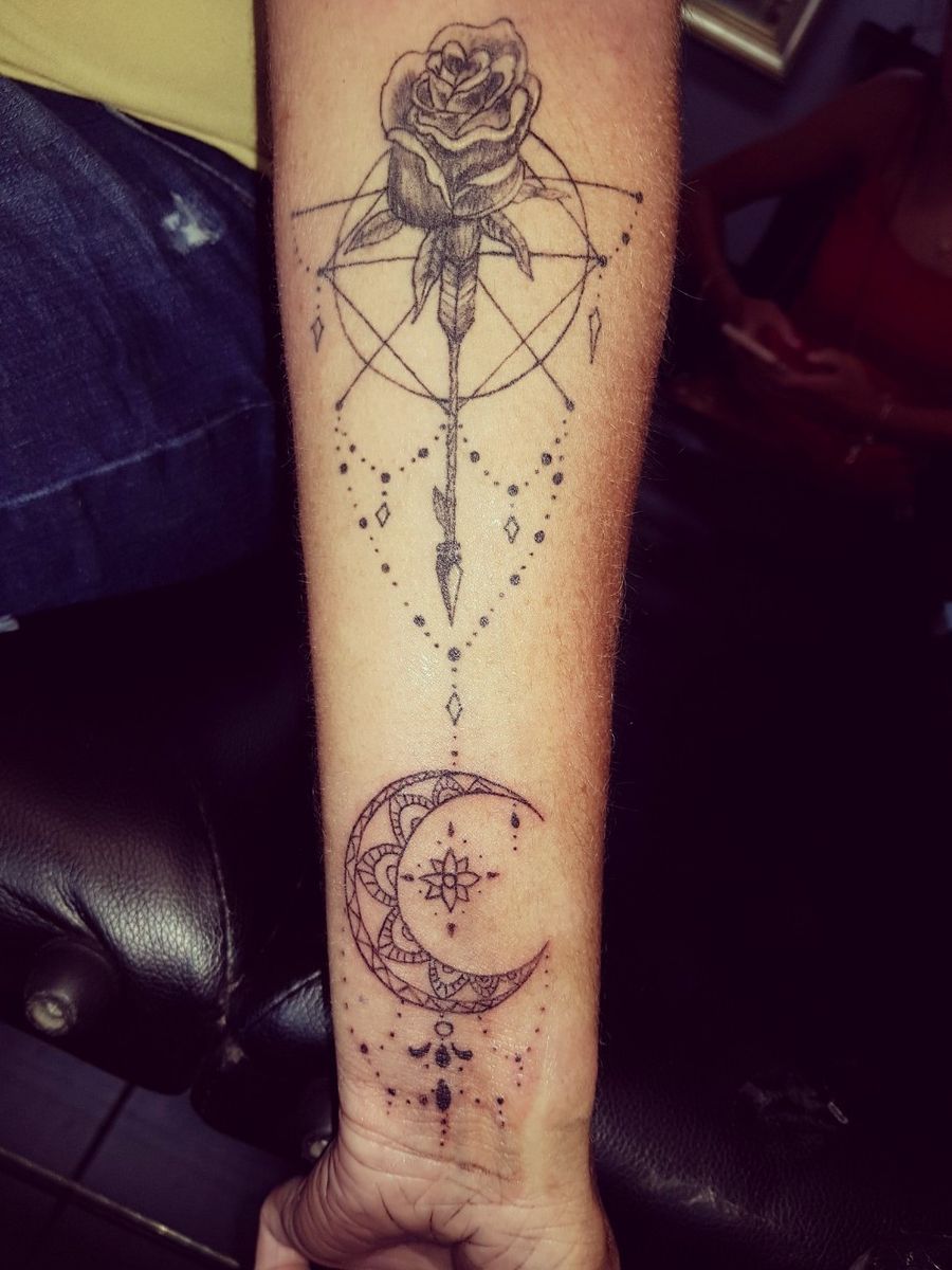 Tattoo uploaded by Tattoo Mafia Nerang • Moon arrow tattoo #moon #arrow  #geometrictattoo #alexdavidson #tattoomafia #lineworktattoo • Tattoodo