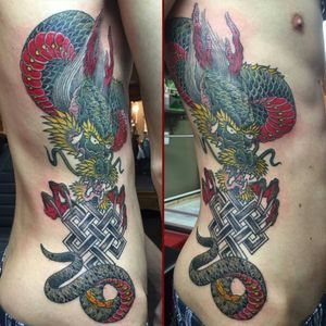 Ancient Dragon + Endless Knot (after the last session)#traditionaljapanese #dragon #buddhism #endlessknottattoo 