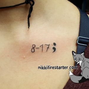 Small tattoo on collarbone.http://nikkifirestarter.com#minimalisttattoos #smalltattoos #collarbonetattoos #texttattoos #numbertattoos #blacktattoos #blackink #ink #linework #tattoos #semicolon #semicolontattoos