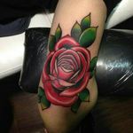 Rose! #rosetattoo #roses #rosestattoo #flowertattoo #traditionaltattoo #traditionaltattoos #tattooartist #tattooart #tattoooftheday #Tattoodo 